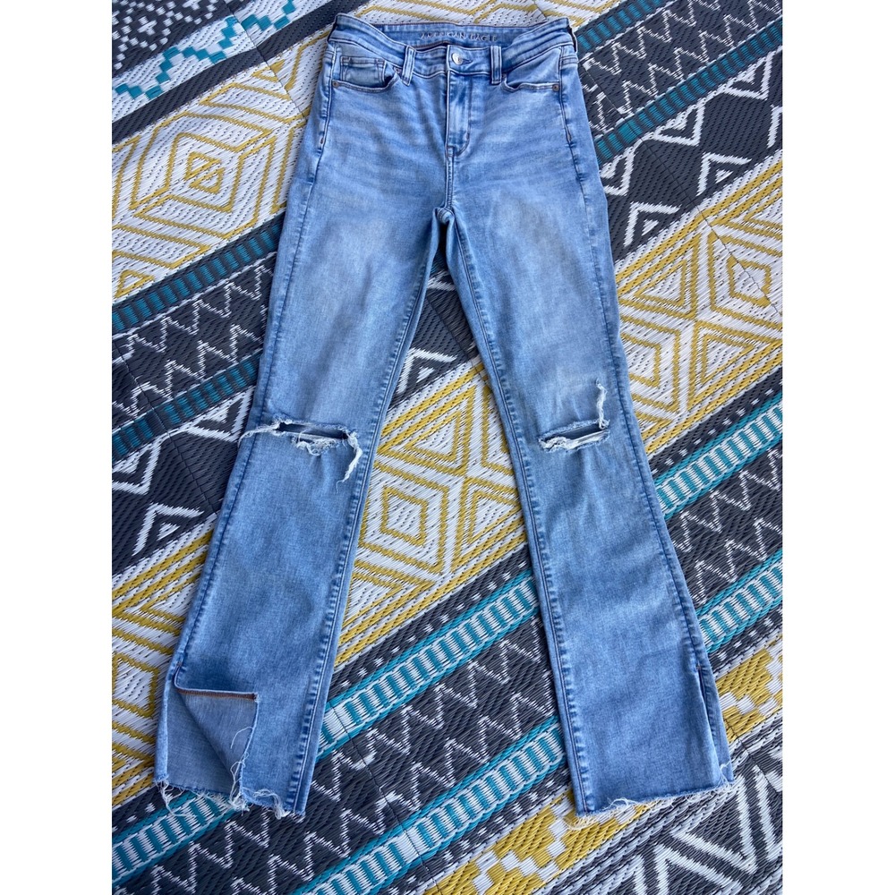 American Eagle High-Rise Skinny Kick Jeans Light Wash Distressed Blue Size 4 Reg